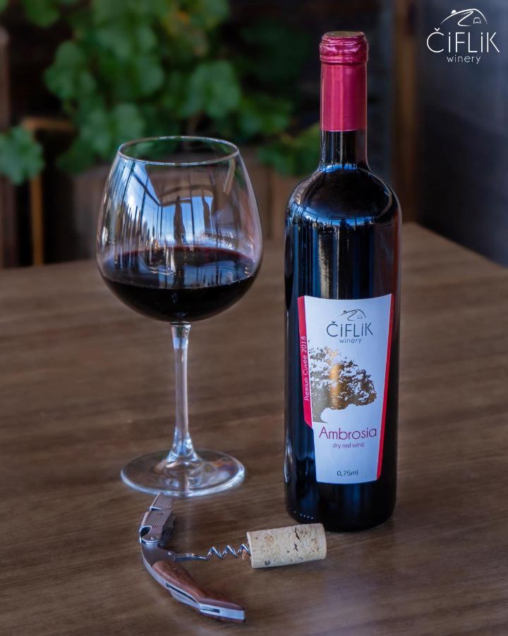 فندق Ciflik Winery بيتولا المظهر الخارجي الصورة